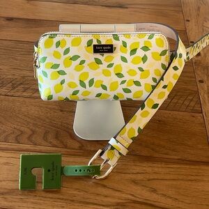 KATE SPADE 🍋🍋BELT BAG. NWT